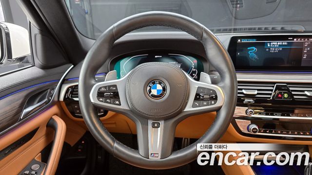 BMW 5-Series 530e M Sport