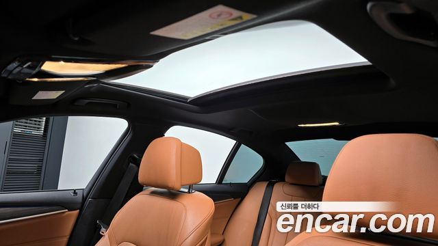 BMW 5-Series 530e M Sport
