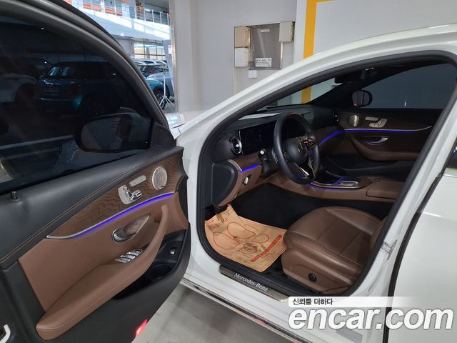 Mercedes-Benz E-Class E220d 4MATIC Exclusive
