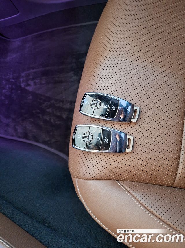 Mercedes-Benz E-Class E220d 4MATIC Exclusive
