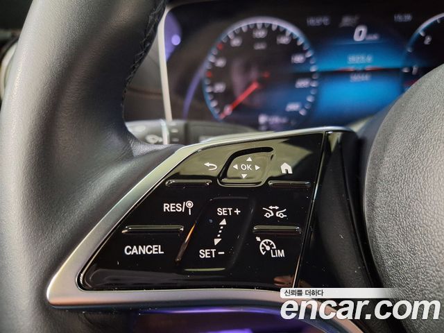 Mercedes-Benz E-Class E220d 4MATIC Exclusive