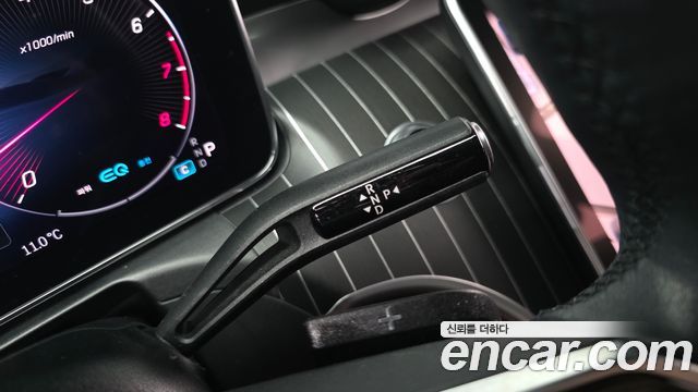 Mercedes-Benz C-Class C200 4MATIC Avantgarde