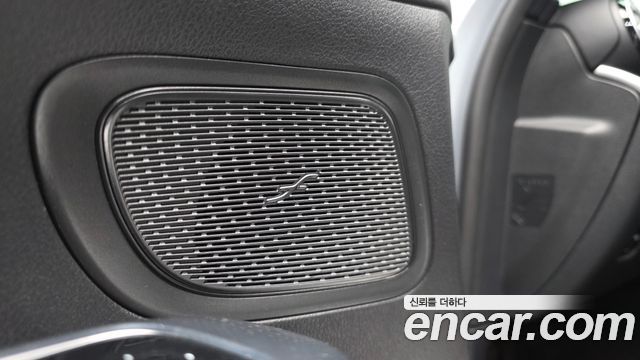 Mercedes-Benz C-Class C200 4MATIC Avantgarde