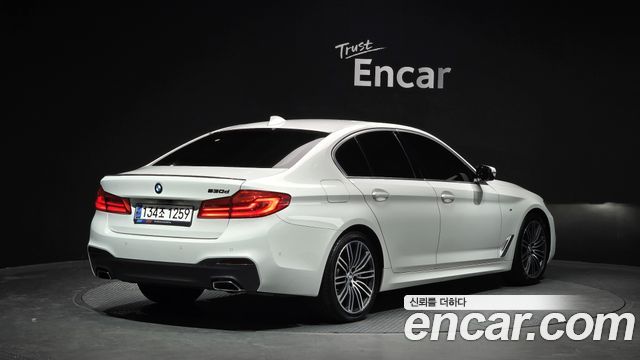 BMW 5-Series 520d M Sport Package Plus