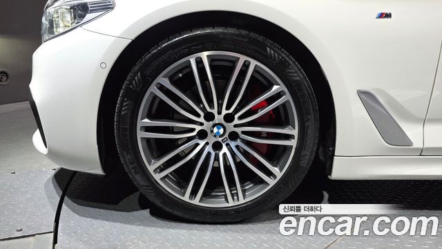 BMW 5-Series 520d M Sport Package Plus
