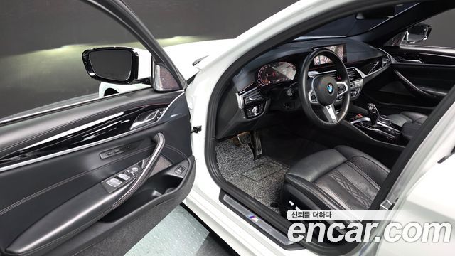 BMW 5-Series 520d M Sport Package Plus
