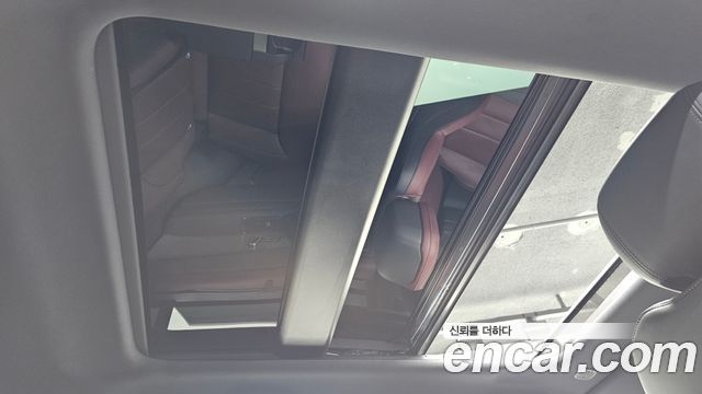 Land Rover Range Rover Sport P550E Dynamic HSE