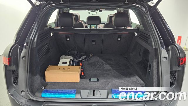 Land Rover Range Rover Sport P550E Dynamic HSE