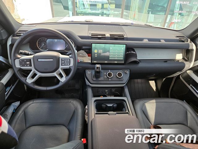 Land Rover Defender 110 D250 SE