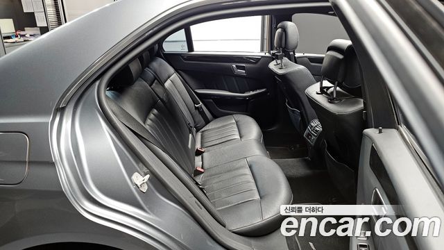 Mercedes-Benz E-Class E350 BlueTec 4MATIC