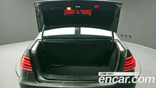 Mercedes-Benz E-Class E350 BlueTec 4MATIC