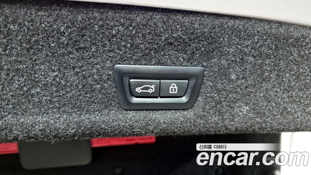 BMW 3-Series 330i xDrive M Sport