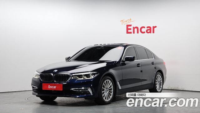 BMW 5-Series 520i Luxury