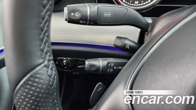 Mercedes-Benz E-Class E200 Avantgarde