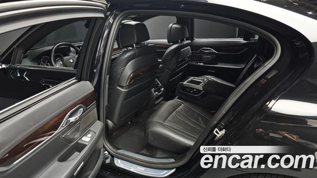 BMW 7-Series 730d xDrive