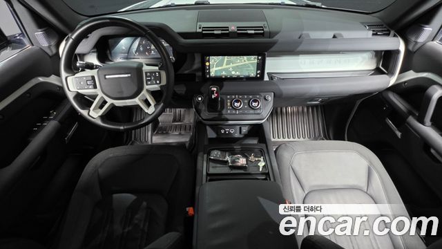 Land Rover Defender 110 D240 S