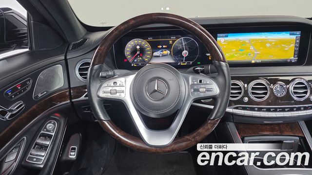 Mercedes-Benz S-Class S560L 4MATIC