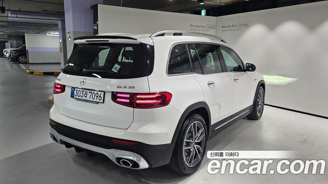 Mercedes-Benz GLB-Class AMG GLB35 4MATIC