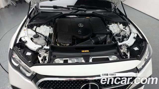 Mercedes-Benz E-Class E200 AMG Line