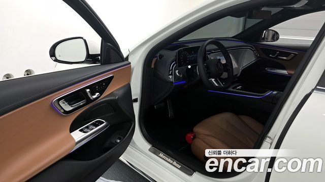 Mercedes-Benz E-Class E200 AMG Line