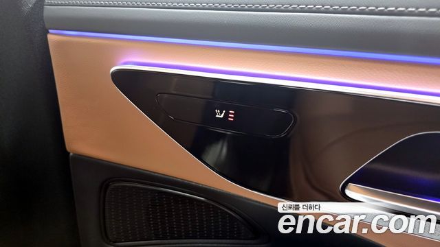Mercedes-Benz E-Class E200 AMG Line