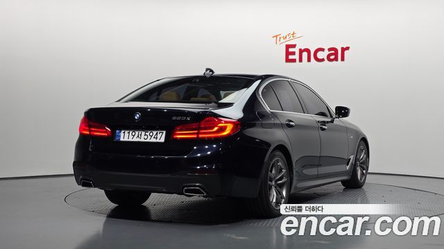 BMW 5-Series 520d M Sport package