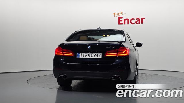BMW 5-Series 520d M Sport package