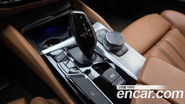 BMW 5-Series 520d M Sport package