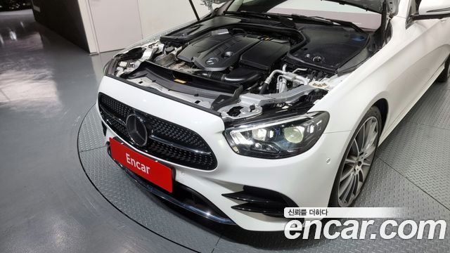 Mercedes-Benz E-Class E220d 4MATIC AMG Line