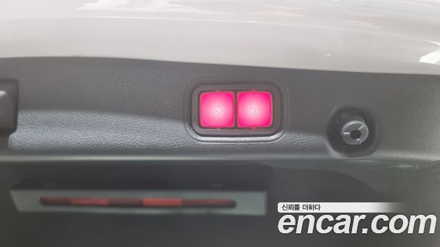 Mercedes-Benz E-Class E220d 4MATIC AMG Line
