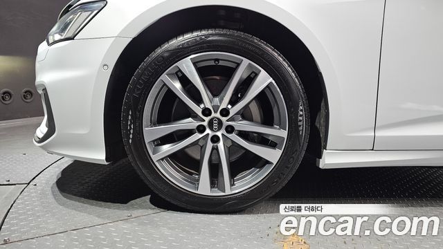 Audi A6 45 TFSI Premium