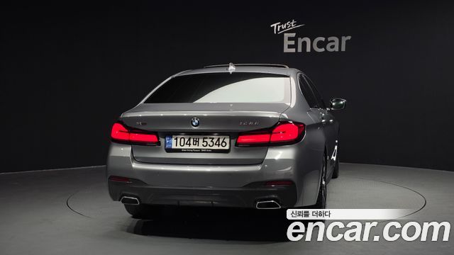 BMW 5-Series 530i xDrive M Sport Package