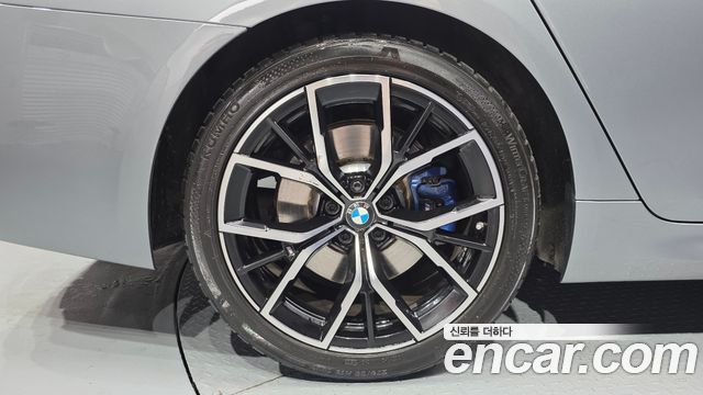 BMW 5-Series 530i xDrive M Sport Package