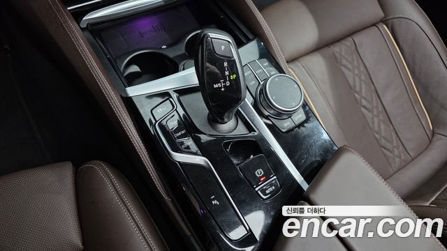 BMW 5-Series 530i xDrive M Sport Package