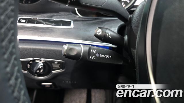 Mercedes-Benz E-Class E220d 4MATIC Avantgarde