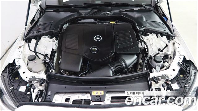 Mercedes-Benz C-Class W206 C300 4MATIC AMG Line