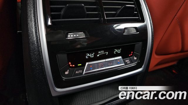 BMW XM 4.4