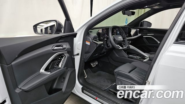 Audi Q5 40 TDI Quattro S Line Black Edition