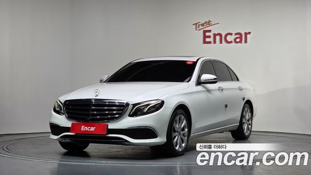Mercedes-Benz E-Class E300 Exclusive