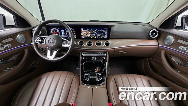 Mercedes-Benz E-Class E300 Exclusive