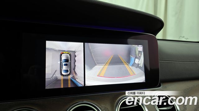 Mercedes-Benz E-Class E300 Exclusive