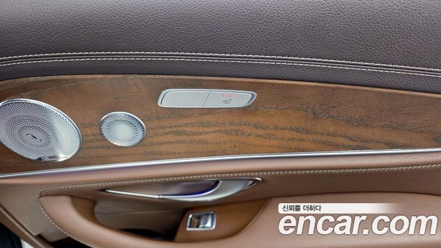 Mercedes-Benz E-Class E300 Exclusive