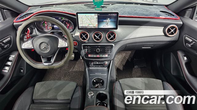 Mercedes-Benz CLA-Class CLA220 AMG Line