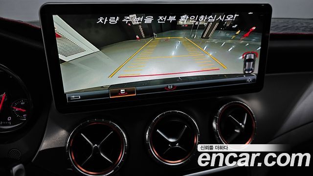 Mercedes-Benz CLA-Class CLA220 AMG Line