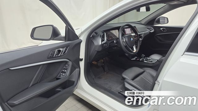 BMW 1-Series 120i Advantage