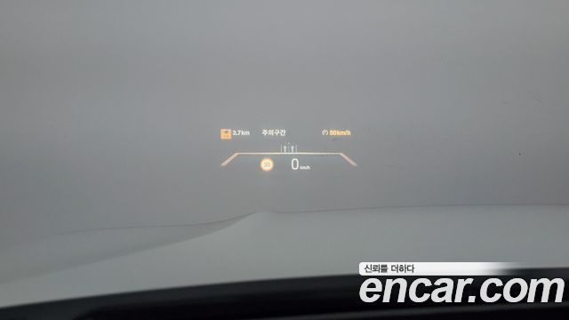 BMW 3-Series 320i