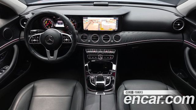 Mercedes-Benz E-Class E220d Avantgarde