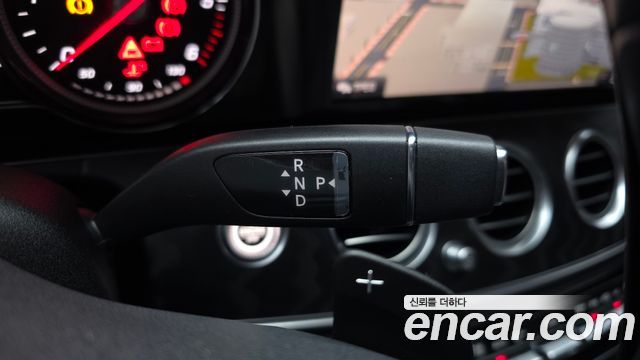 Mercedes-Benz E-Class E220d Avantgarde