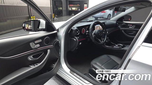Mercedes-Benz E-Class E220d Avantgarde