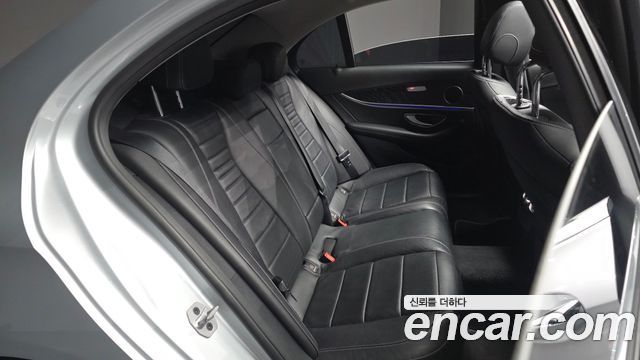 Mercedes-Benz E-Class E220d Avantgarde